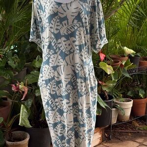 Boden Blue and White Leaf Print Dress excellent condition